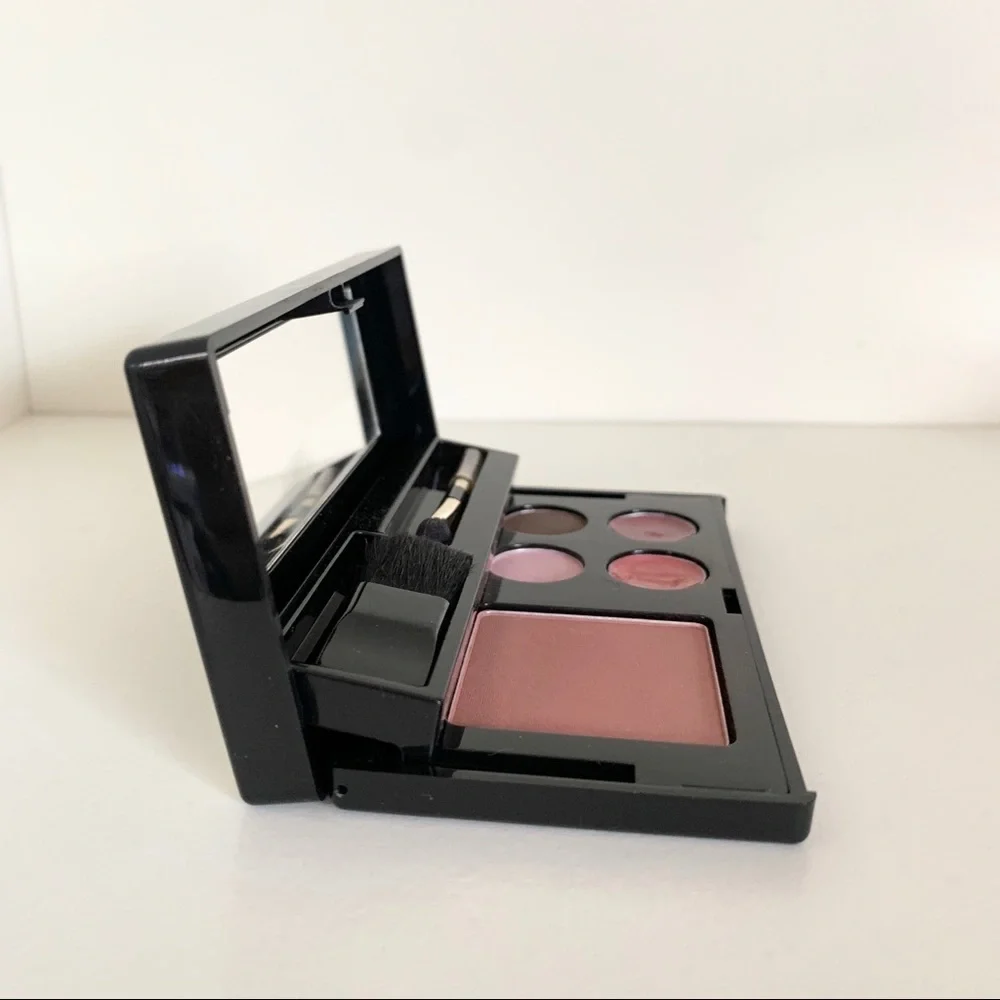 Elizabeth Arden palette